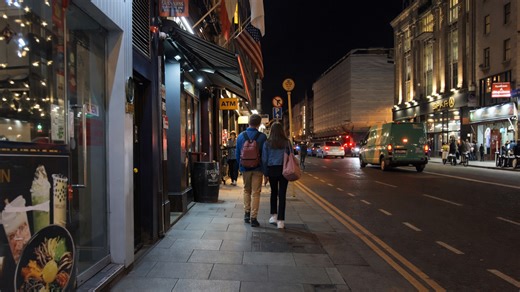 Evening walk in Dublin city center