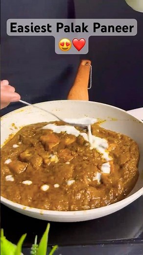 Restaurant Style Palak Paneer Recipe | Creamy & Spicy Palak Paneer | Easy Indian Curry #shorts