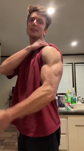 Understanding the Concept of Sleeper Builds in Bodybuilding