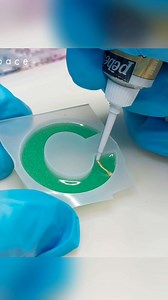 33K views · 471 reactions | I used Pebeo Cerne Relief Outliner in Gold color to create this resin keychain design ✨️ #resinart #resinwithme #resinkeychains #resingifts #epoxyresinart #resindiy #resincrafts | Ejoy's Art Space | Facebook