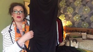 How to hide your belly with fabulous clothes - 40 style