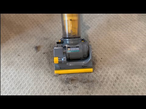 Dyson DC07 All Floors (2007) Bagless Upright Vacuum Cleaner - Overview & Demonstration