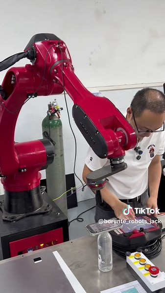 Industrial robot #industrial #factory #six_axes #borunte_robots_jack #robot #automatic #borunte #robots #mechanic #spraying #palletizing#factory #wedding#welding