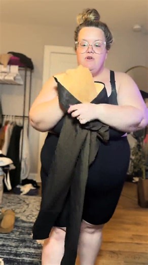 These tights are going to make you feel way more confident when showing your legs! #plussizeclothing #plussizeclothes #plussizefashion #plussize #fashion #clothing | That Plus Size Girl