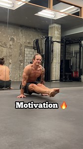 Comment „app“ for all infos about the LeoMoves app ✅ I love to show my students that connecting with their bodies will improve quality of life so much! Through my app, you’ll gain access to hundreds of workouts. From beginner to advanced. Focusing on strength, movement, fitness, handstands, mobility, and more. All packed into one app ✅ Ready to get started? Click the link in my bio to enjoy a 7 day free trial of the LeoMoves app today! 💪🏼 | LeoMoves