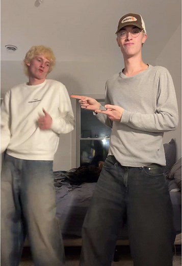 Modeling Over Dancing: A New Trend in Entertainment