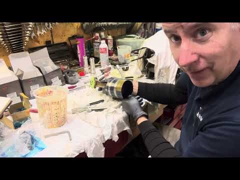 How to Install New Pistons in your Outboard