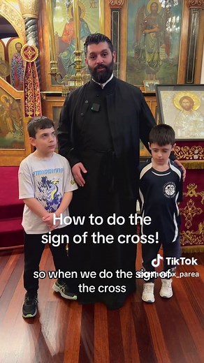 How to Do the Sign of the Cross: Step-by-Step Guide and Meaning