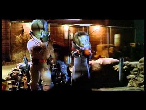 Spaced Invaders (1990)