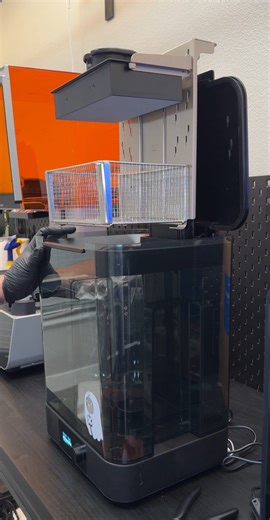 9.6K views · 127 reactions | How to wash and cure 3-D resin prints. This is a step-by-step guide on how I processed the prints. Featuring the new Form Cure and Form Wash (both 2nd Generation) by @formlabs 3D printers featured: Form 4, Photon Mono X2 by @Anycubic Official Halot X-2 by @Piocreat 3D Printer #tutorial #3dprinting #resin3d #formlabs | Michael Wong | Facebook