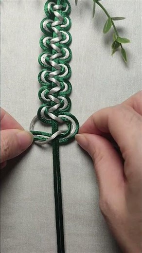 A Square knot variation pattern Bracelet #diy #crafts #macrame #handmade#knitting #shortsvideo