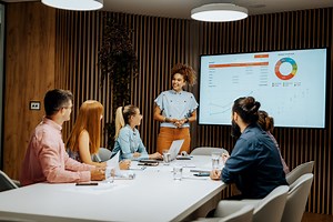 14 effective presentation tips to impress your audience - Prezi Blog