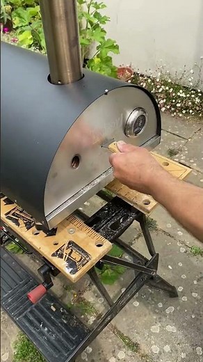 How to use a pizza peel (PERFECTLY every time!) | Sous Chef