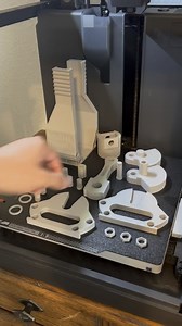 I designed a FREE single-cylinder engine!