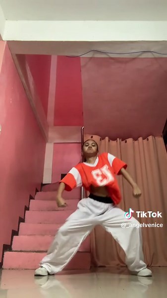 full version na!🏝️🌸 (dc: @Matthew Almodovar) #pantropikochallenge #bini #pantropikodancebreak @BINI PH @MIKHA LIM. @loiverever౨ৎ @Bini Aiah Arceta @JHOANNA @G W E N @STACEY @C O L E T :):) @Sheena Catacutan