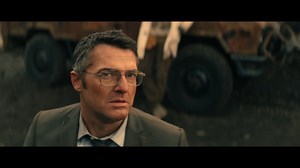 26K views · 727 reactions | Le futur se rapproche. Quel plaisir de pouvoir vous présenter la bande-annonce du film LE VISITEUR DU FUTUR ❤ Au cinéma le 7 septembre #LeVisiteurDuFuturLeFilm #LeVisiteurDuFutur | Arnaud Ducret | Facebook