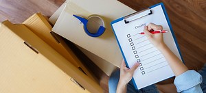 Essential Moving Checklist | DoItYourself.com