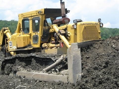 Caterpillar D9H Verses D9N
