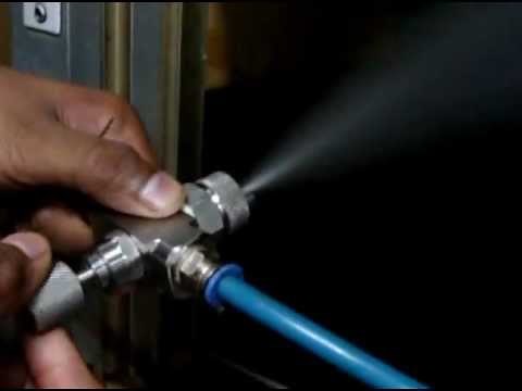 Adjustable Air Atomizing Spray Nozzle.mpg