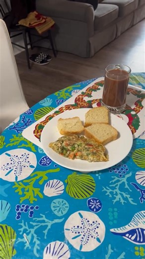 Part 3 of our homemade bread. Finally we are at the table! Enjoy!! | LIFE WITH MAMA J.