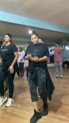 Descubre el Zumba en Bharatpur, Chitwan