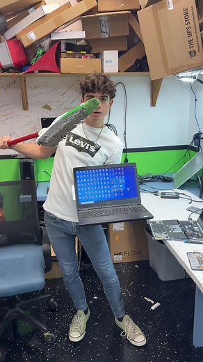 How to Fix Laptop Screen Flickering Issues