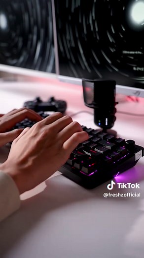 Unboxing the HyperX Alloy Rise75 Mechanical Keyboard