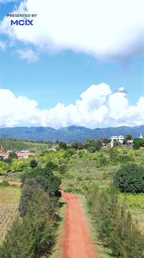 ခရမ်းအသင်းရဲ့ အကိုကြီး နှစ်ယောက်နဲ့အပြိုင်၊ ဂိမ်းတိုင်းကို အားအင်အပြည့်နဲ့ ယှဉ်ပြိုင်ကစားလေ့ရှိတဲ့ သံသာညီ တစ်ယောက်ရော Season 2 ရဲ့ ခက်ခဲကြမ်းတမ်းတဲ့ Challenge တွေကို အနိုင်ယူဖြတ်ကျော်နိုင်မလားဆိုတာကိုတော့ အပတ်စဉ် တနင်္ဂနွေ့တိုင်း MRTV - 4 TV Channel မှာ ည (၆) နာရီ၊ ဆယ်လီစိုက်ပျိုးရေး YouTube Channel မှာ ည (၇) နာရီ တို့မှာ ကြည့်ရှုအားပေးလိုက်ရအောင်။ Update တွေကို သိရဖို့ အောက်ပါ Channel လေးတွေကို Subscribe လုပ်ထားလိုက်ပါ။ Facebook Link: https://www.facebook.com/TheFamousFarmingShow Youtube Link: 