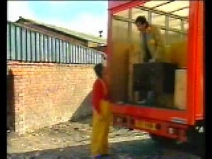 Chucklevision - 3x09 On The Move - Part one