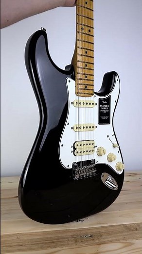 70th Anniversary Stratocaster HSS – First Look!