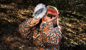 ビョークが語る「きのこアルバム」の真意、アイスランドのジェンダー平等と環境問題 | Rolling Stone Japan(ローリングストーン ジャパン）