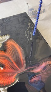 3.6K reactions · 229 shares | What I love most about color shifting paints is the way they seem to breathe with the light. One angle gives you one story, and a small movement reveals another. It’s like the colors are alive, never static, always evolving. It pulls you in and makes you look twice. #fluidart #chainpullart #colorshift #abstractart #foryou #art #visualart #fyp | Fozia Creations | Facebook