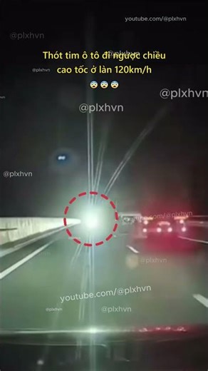 Heart-stopping car going the wrong way on the highway in the 120km/h lane 😨 #traffic #trafficsafe...