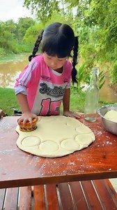 How to make donuts cake with chocolate sauce recipe | Oh Food