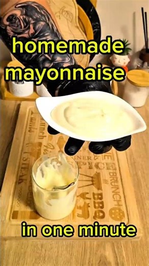 Homemade mayonnaise in 1 minute.