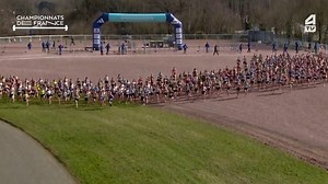 👑 La course Elite Femmes des Championnats de France de Cross-Country est lancée ! ⚔️🔥 Qui succèdera à Cécile Jarousseau ? 🧐 Nous le découvrirons dans 8990 m ⬇️ 💻 Les #CFCross sont à suivre en 𝗗𝗜𝗥𝗘𝗖𝗧 𝗚𝗥𝗔𝗧𝗨𝗜𝗧 sur www.athletv.fr puis à partir de 17h en différé sur la chaîne L’Equipe. | FFA - Fédération Française d'Athlétisme