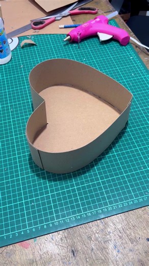 Tutorial: Cómo hacer una Caja Corazón Hecha a Mano