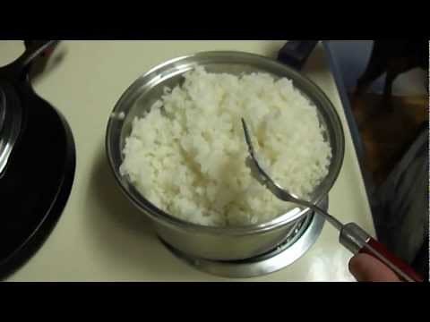 Make Perfect White Rice on the Stovetop