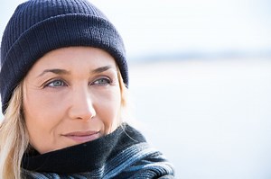 Recovery From Facelift Surgery: Do’s & Don’ts (Updated 2025) – Youthful Reflections