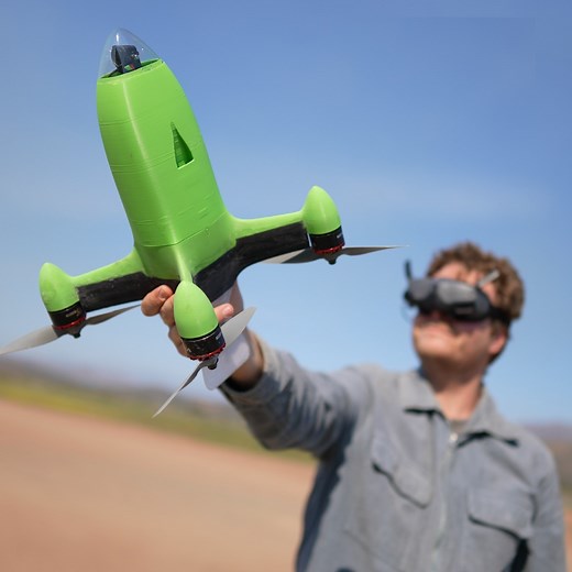 738K views · 11K reactions | Father and son duo Mike and Luke Bell combined their engineering skills to create the world's fastest drone 勞 | Guinness World Records | Facebook