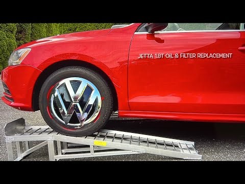 VW Jetta 1.8TSI Oil Change (DIY Step by Step Guide)