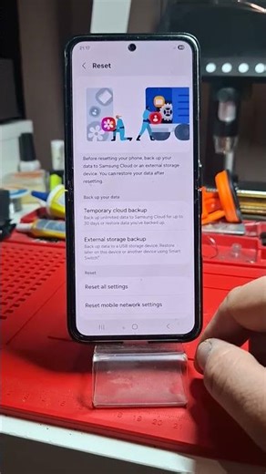 Samsung Z Flip 5 Factory Reset