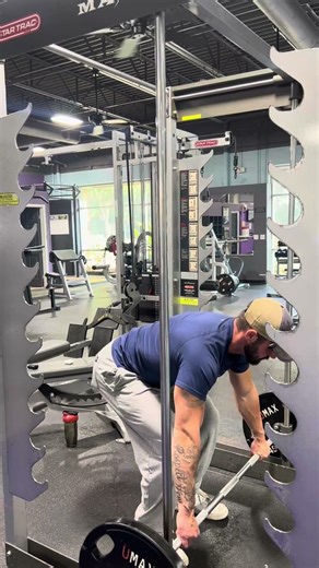 Smith Machine Barbell Row