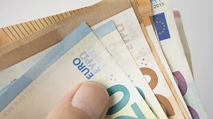 I'm money expert - here's how 'lazy' finance trend can help you save THOUSANDS