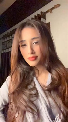 rimm🎀 on Instagram: "Pocket-sized power, limitless creativity. Introducing the Digitek LED D6W RGB Mini Video Light — your go-to compact companion for on-the-go shoots, mood lighting, and content that stands out. From cinematic color grading to dynamic FX modes, this mini RGB light is small in size but big on impact. Key Features: 💡 RGB Mini LED Video Light 🎨 360° HSI Color Control 🌈 3000K–6000K Adjustable Bi-Color Range ⚡ 9 Special FX Modes (like Police, Fire, Strobe & more) 🔋 Built-in Bat