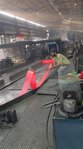 Red-hot steel in motion 🔥🔥 Factory production at its finest !