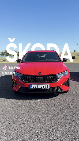 Škoda Octavia RS: Slay Queen Edition!