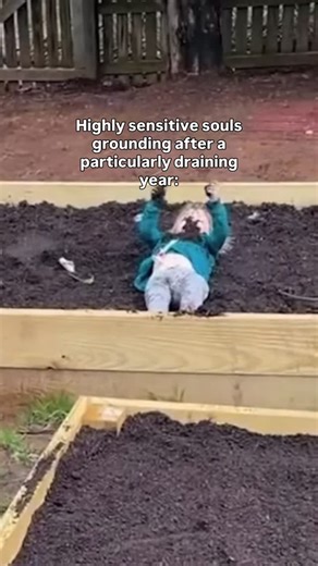 Katie • Holistic Health, Sober Curiosity & High Sensitivity on Instagram: "😂 ✨ Happy NYE my sweet, sensitive, sober & sober curious SOUL FAM! ✨ You just about made it through the gauntlet of the holiday season! & I hope amidst the chaos, you were able to create many moments of magic, presence & joy in the ways that felt best for your soul. Phew! What a year?! Am I right?! 👋 🐍 It seems many folks I spoke with (including myself), particularly over the last few months of the year felt that snake