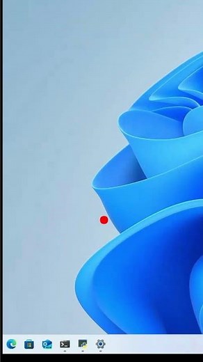 How to Move and Hide the Taskbar in Windows 11: Quick Guide