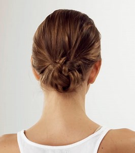 Low Bun Hairstyle: 5-Minute Step-By-Step Guide